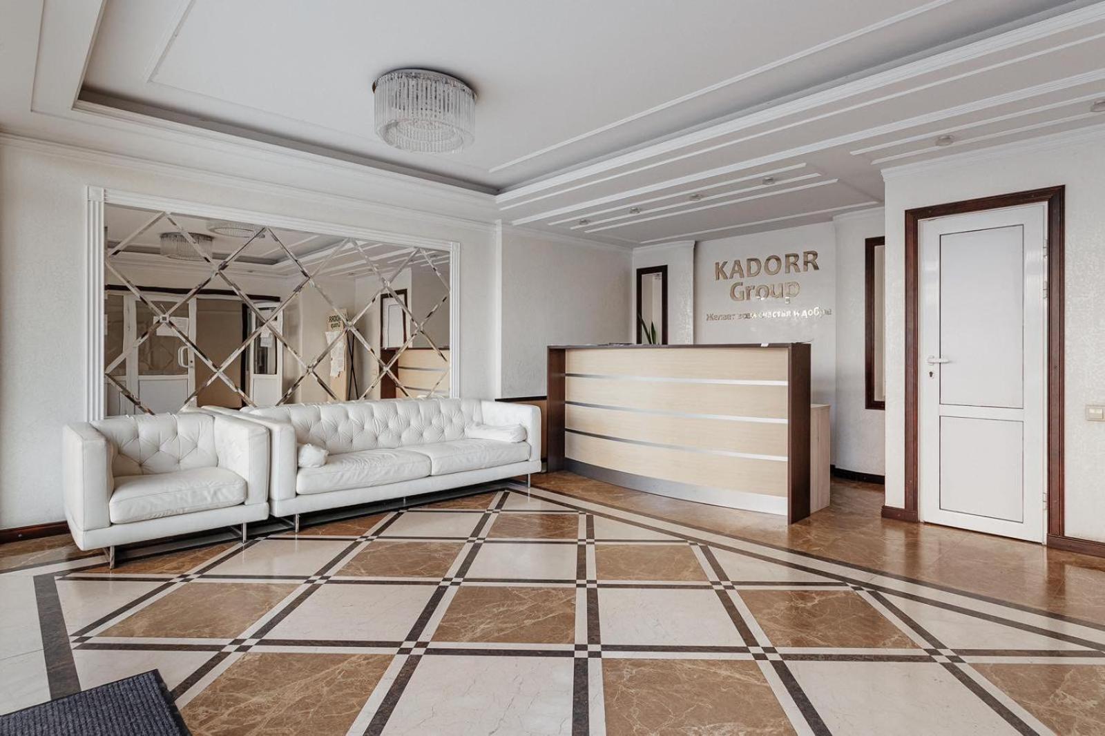 Pearl Apartment *