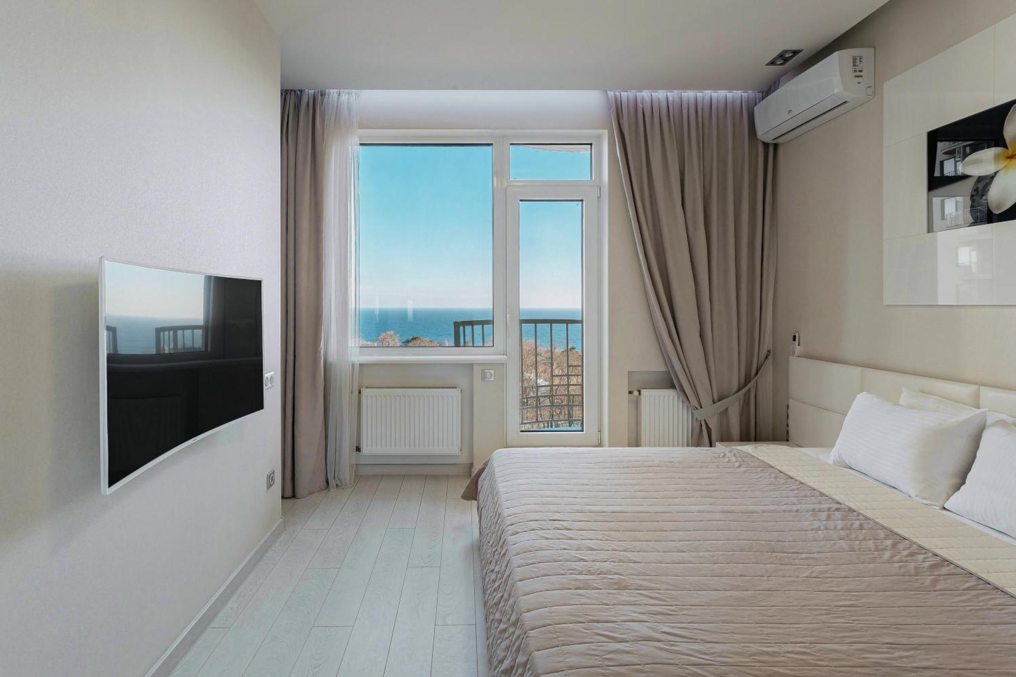 Pearl Apartment *